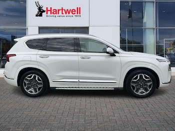 Used Hyundai Santa Fe 2023 for sale - 76748196: Photo