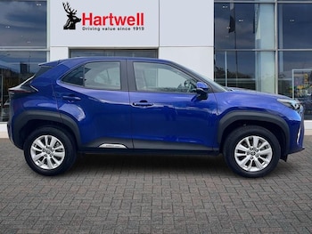 Used Toyota Yaris Cross 2022 for sale - 76748152: Photo