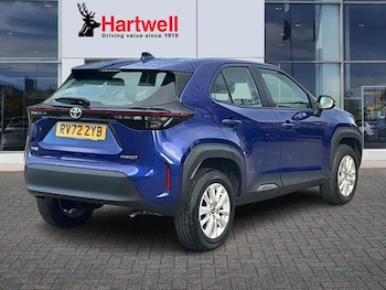 Used Toyota Yaris Cross 2022 for sale - 76748152: Photo