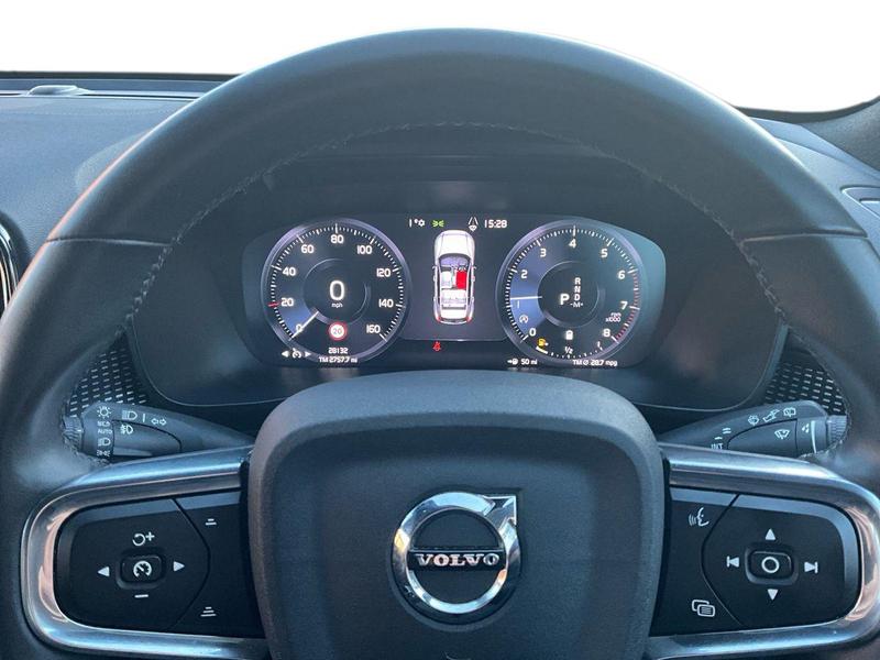 Used Volvo XC40 2021 for sale - 77128219: Photo 14