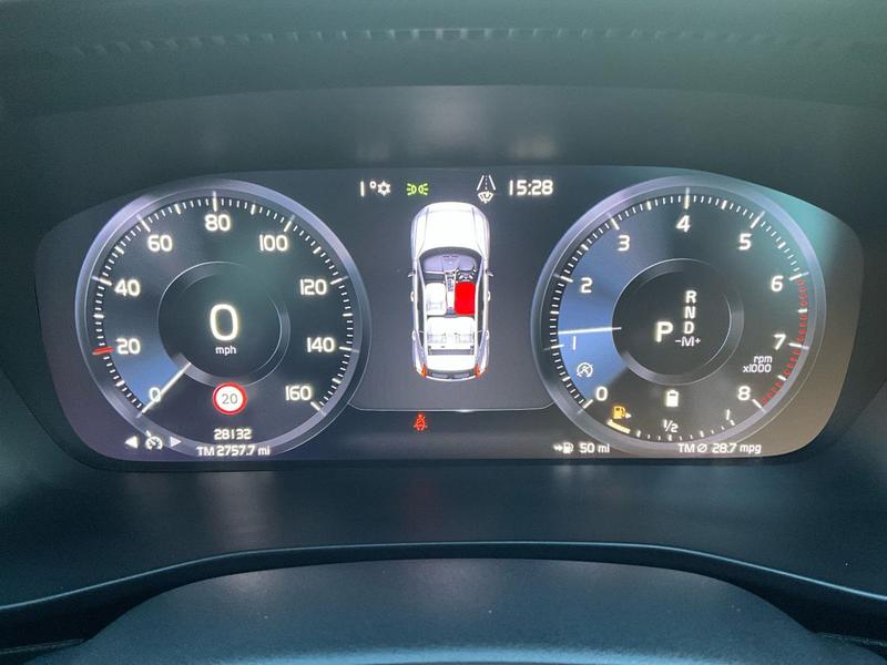 Used Volvo XC40 2021 for sale - 77128219: Photo 15