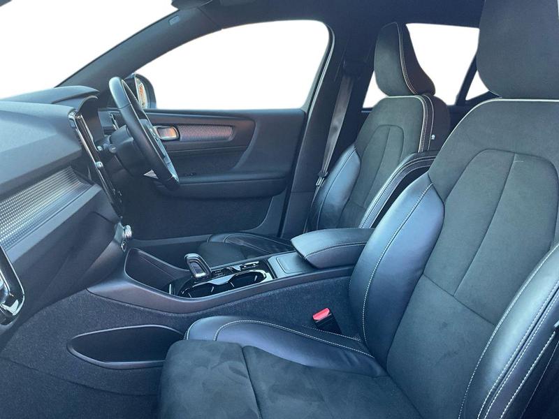 Used Volvo XC40 2021 for sale - 77128219: Photo 17