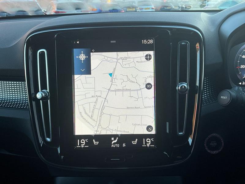 Used Volvo XC40 2021 for sale - 77128219: Photo 21