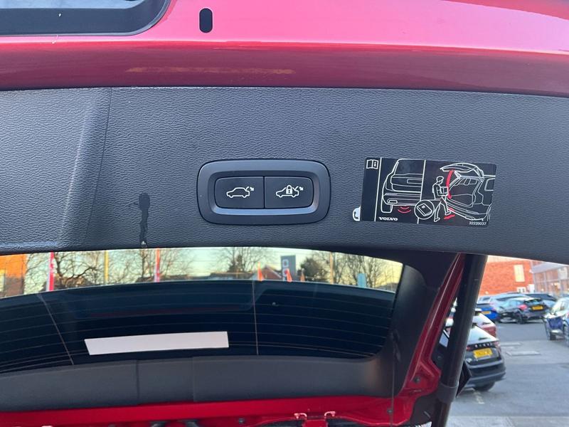 Used Volvo XC40 2021 for sale - 77128219: Photo 22