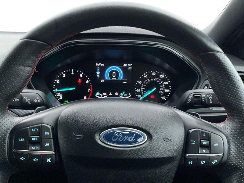 Used Ford Focus 2019 for sale - 76918313: Photo 14