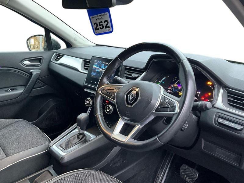 Used Renault Captur 2023 for sale - 76918309: Photo 11