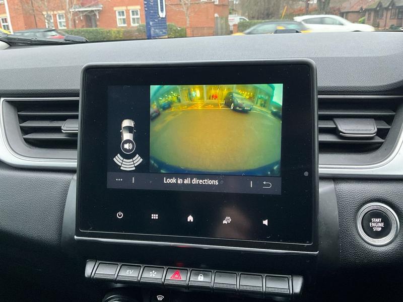 Used Renault Captur 2023 for sale - 76918309: Photo 20