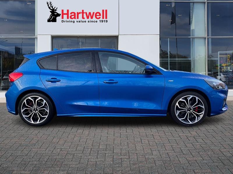 Used Ford Focus 2019 for sale - 76971976: Photo 2