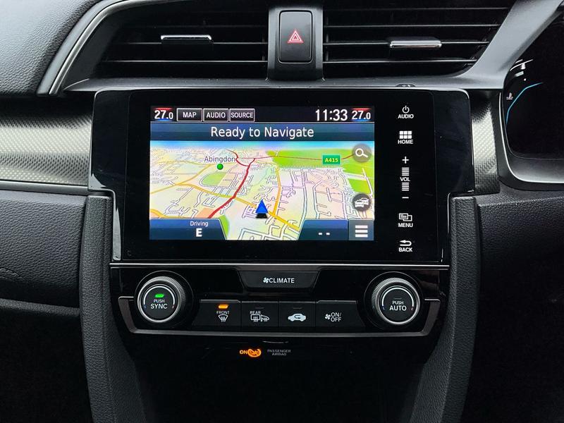 Used Honda Civic 2018 for sale - 76772700: Photo 21