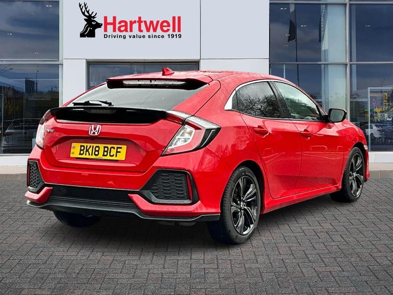 Used Honda Civic 2018 for sale - 76772700: Photo 4