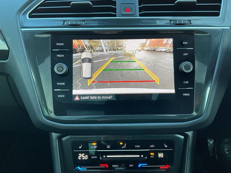 Used Volkswagen Tiguan 2022 for sale - 77354412: Photo 20