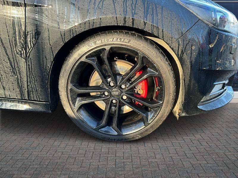 Used Ford Focus 2017 for sale - 77225778: Photo 10