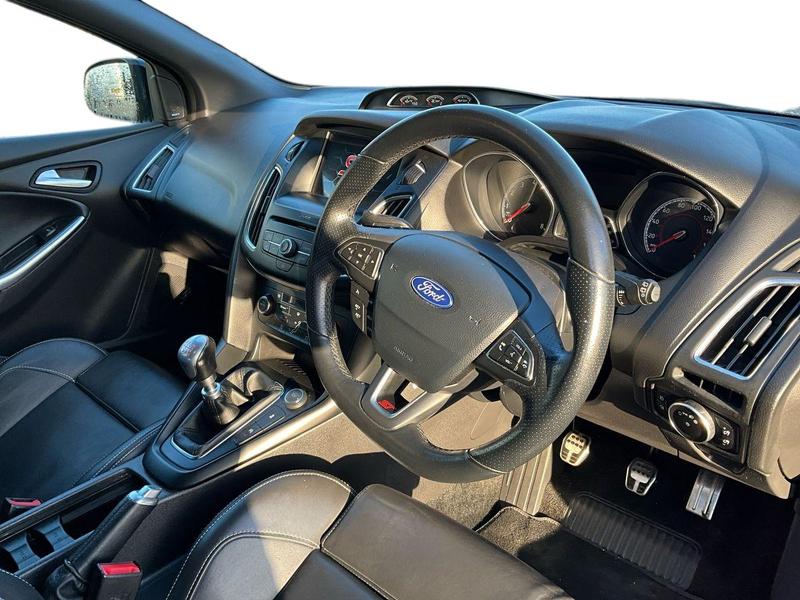 Used Ford Focus 2017 for sale - 77225778: Photo 11