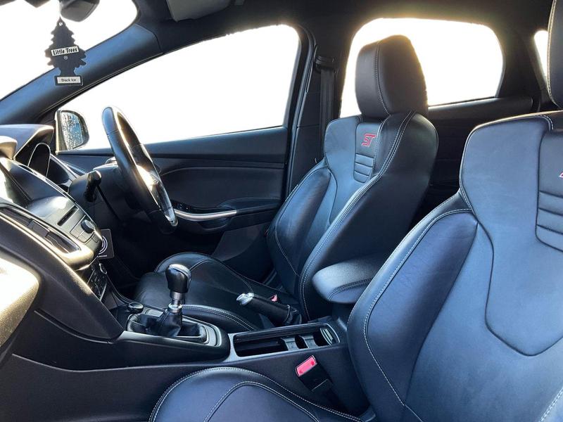 Used Ford Focus 2017 for sale - 77225778: Photo 17