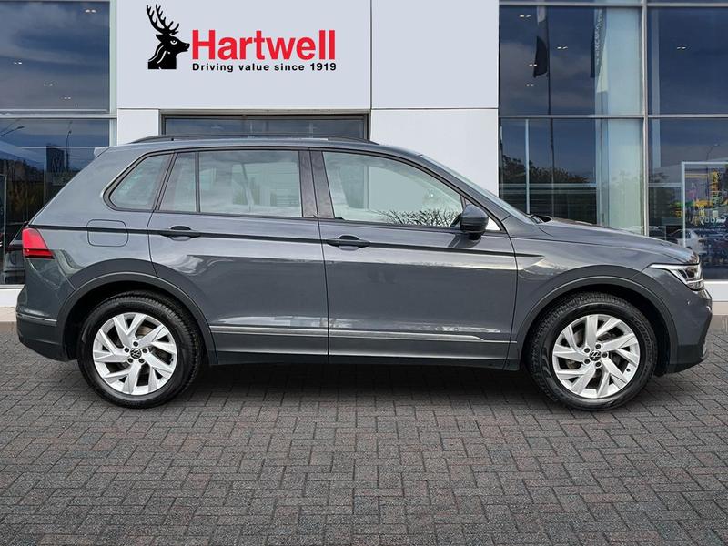 Used Volkswagen Tiguan 2022 for sale - 76748182: Photo 2