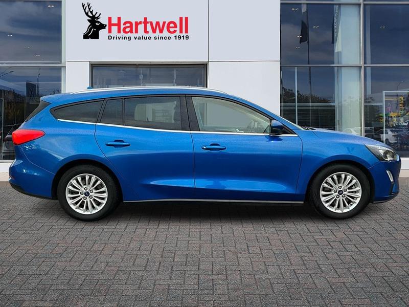 Used Ford Focus 2019 for sale - 76748190: Photo 2