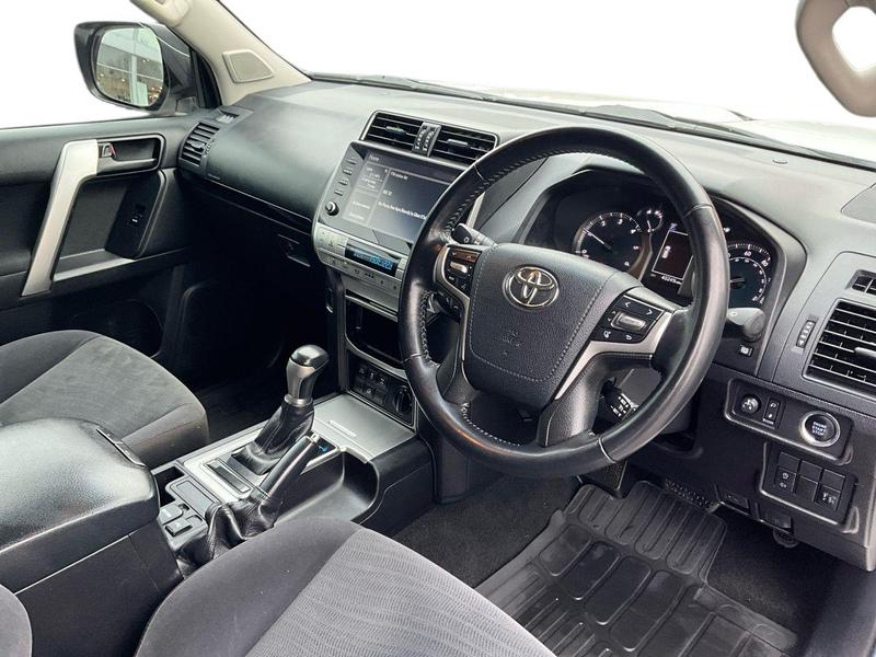 Used Toyota Land Cruiser 2021 for sale - 76748156: Photo 11