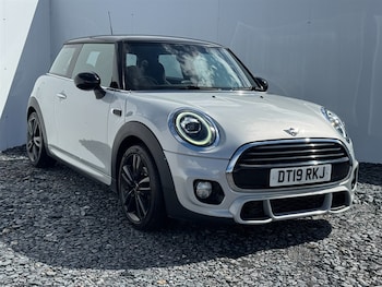 Used MINI Hatch 2019 for sale - 79581857: Photo
