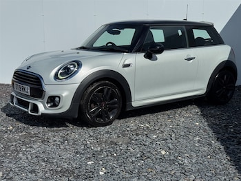 Used MINI Hatch 2019 for sale - 79581857: Photo