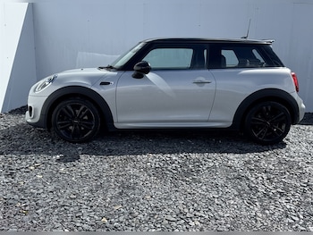 Used MINI Hatch 2019 for sale - 79581857: Photo