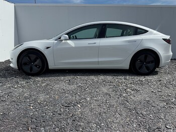Used Tesla Model 3 2019 for sale - 79130082: Photo