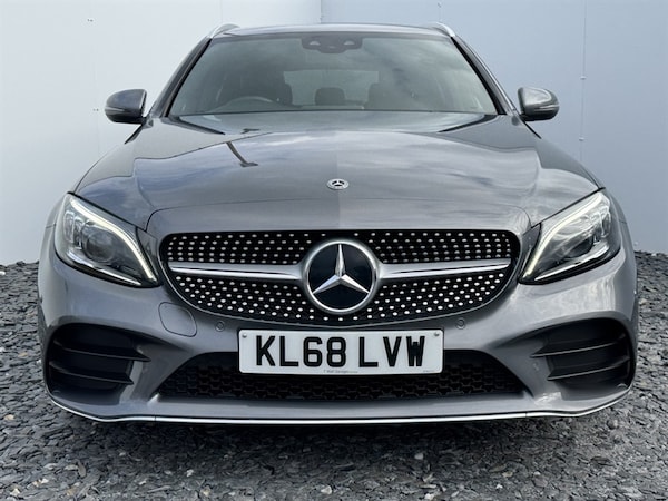 Used Mercedes-Benz C-Class 2019 for sale - 76081524: Photo 2