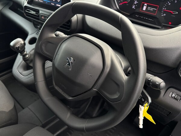 Used Peugeot Partner 2023 for sale - 76081522: Photo 13