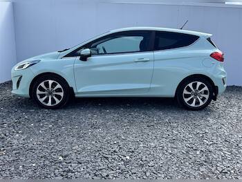 Used Ford Fiesta 2017 for sale - 79728793: Photo