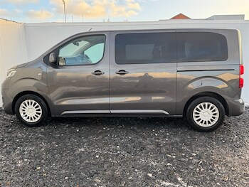 Used Toyota PROACE CITY Verso 2020 for sale - 78483384: Photo