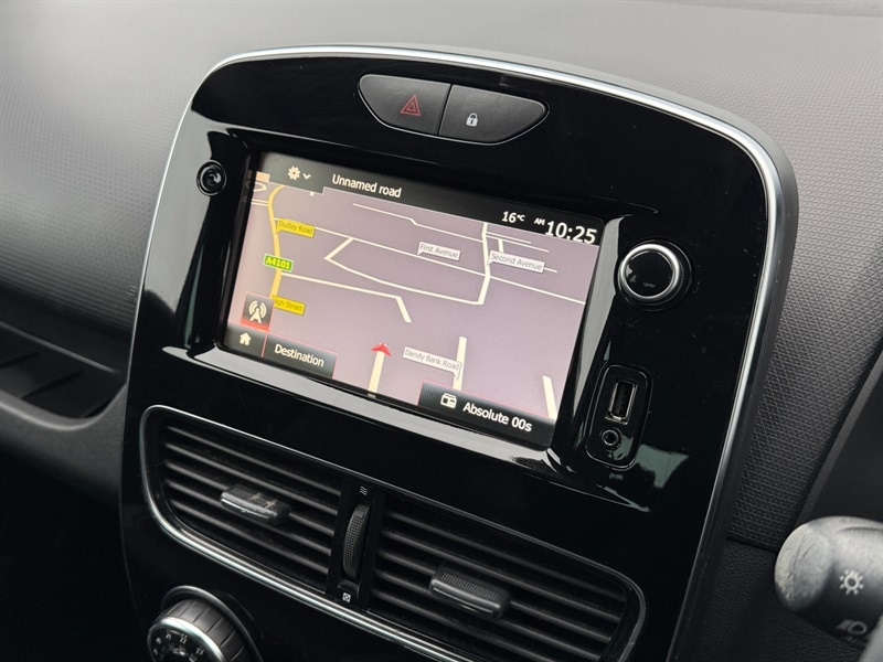 Used Renault Clio 2019 for sale - 76157492: Photo 19