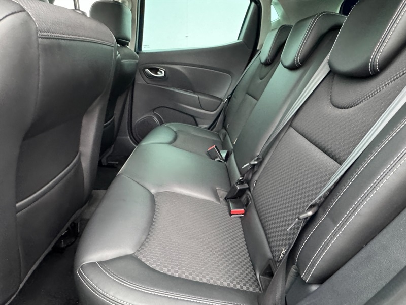 Used Renault Clio 2019 for sale - 76157492: Photo 20