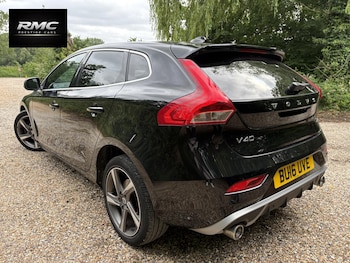 Used Volvo V40 2016 for sale - 78833653: Photo