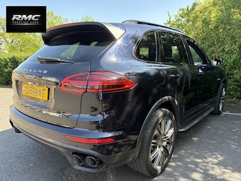 Used Porsche Cayenne 2016 for sale - 78644017: Photo