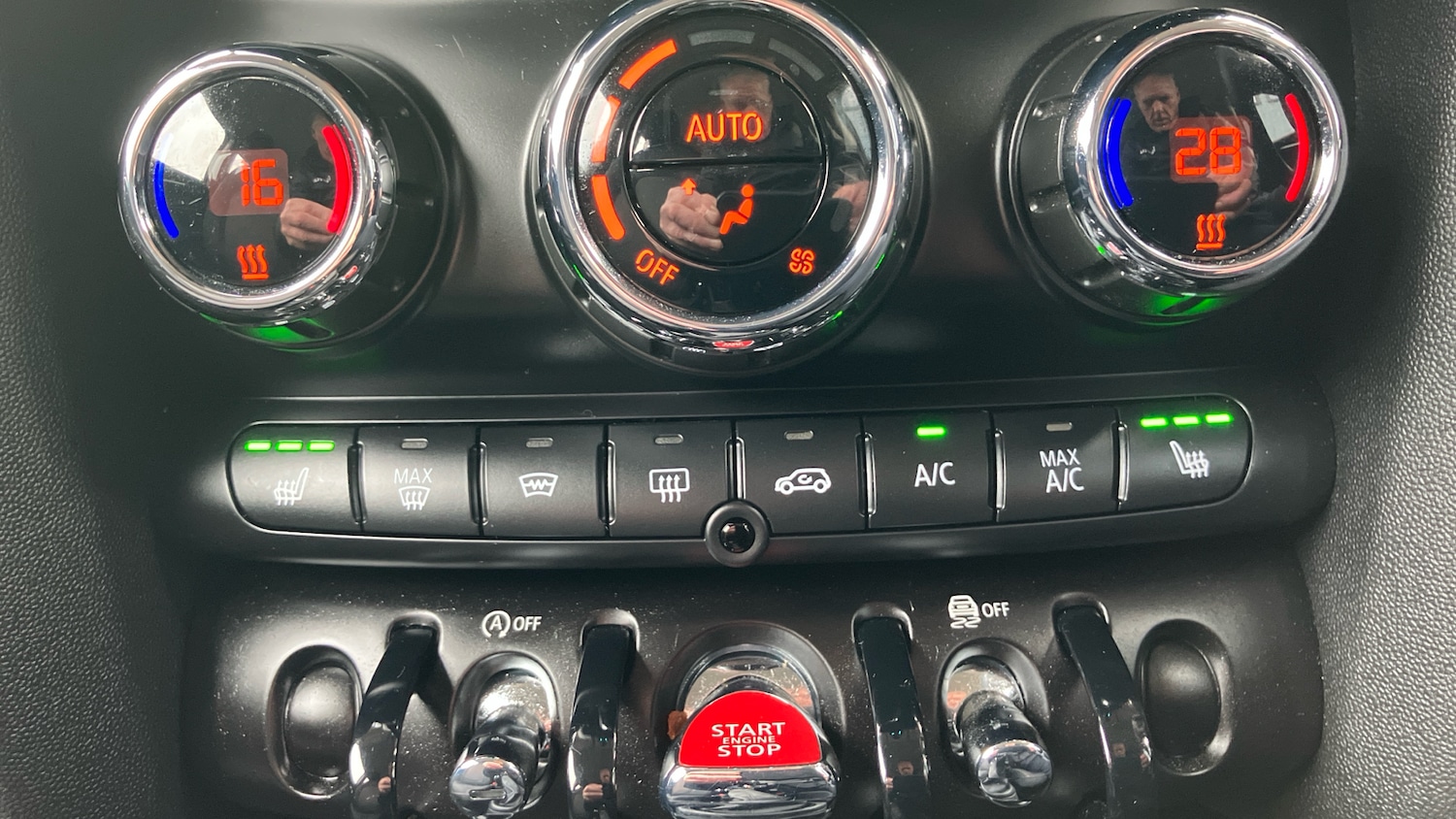 Used MINI Hatch 2022 for sale - 76829546: Photo 44