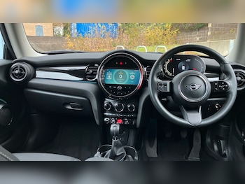 Used MINI Hatch 2022 for sale - 76829546: Photo