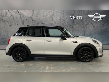 Used MINI Hatch 2021 for sale - 76979320: Photo