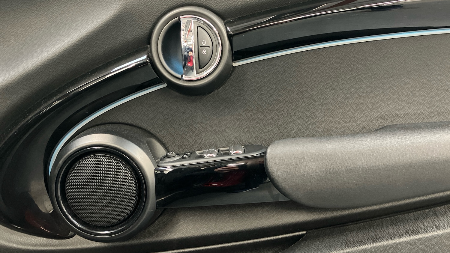 Used MINI Convertible 2022 for sale - 76946743: Photo 20