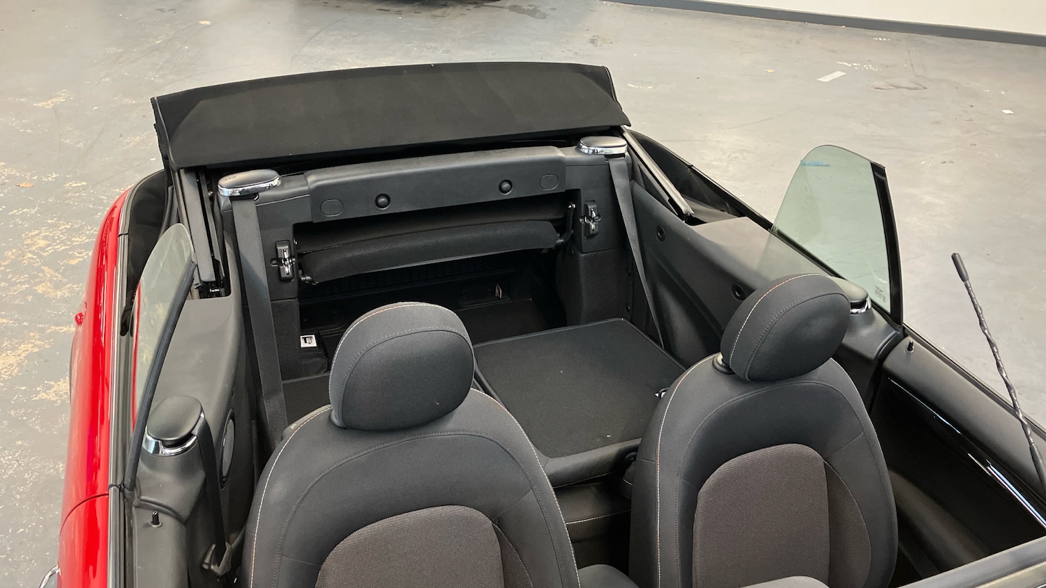 Used MINI Convertible 2022 for sale - 76946743: Photo 31