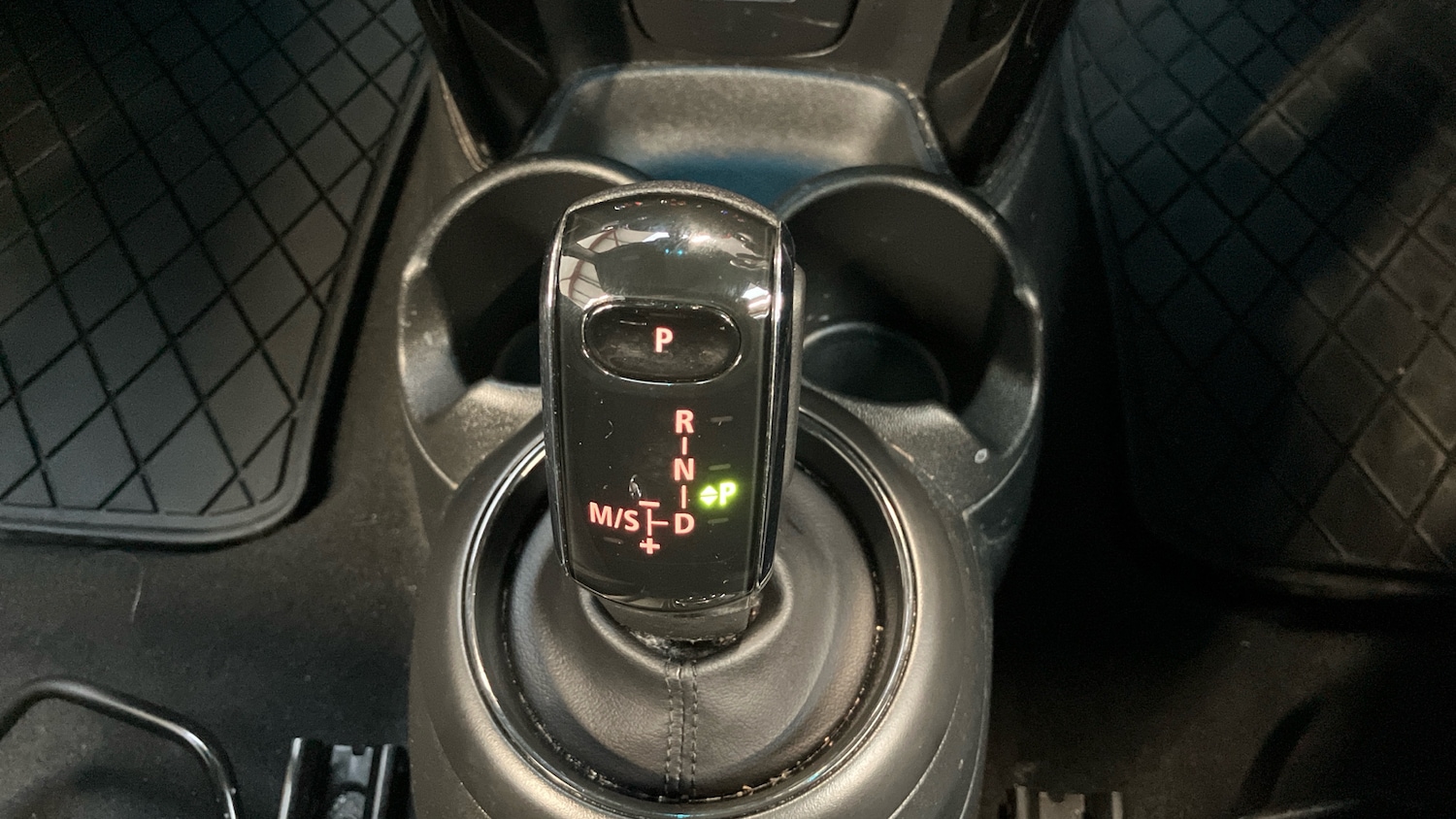 Used MINI Convertible 2022 for sale - 76946743: Photo 51