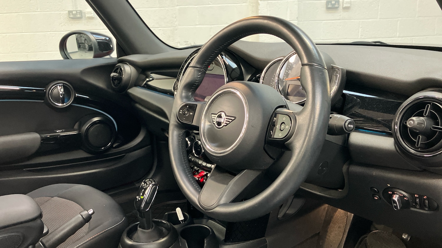 Used MINI Convertible 2022 for sale - 76946743: Photo 6