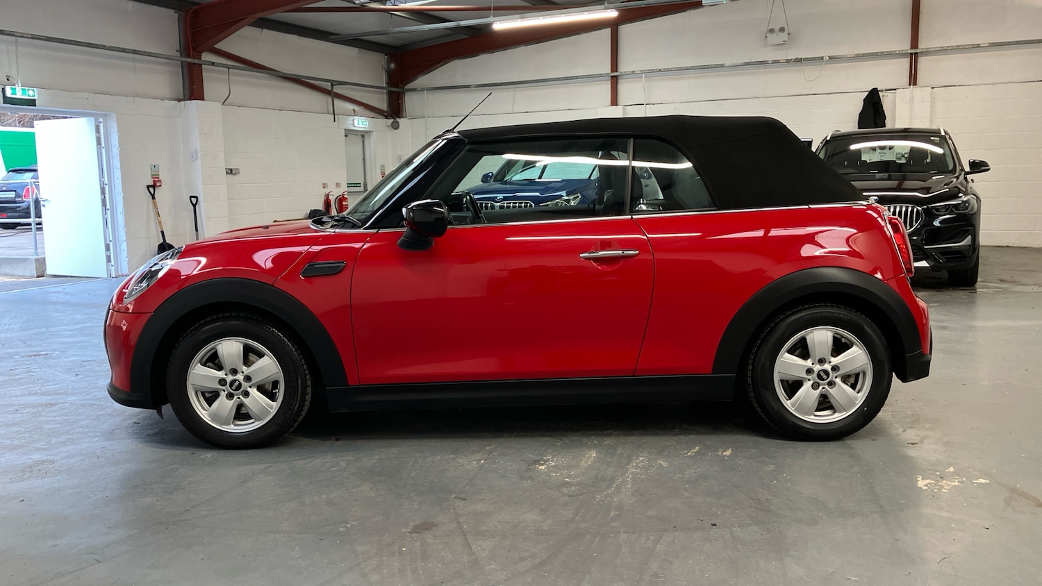 Used MINI Convertible 2022 for sale - 76946743: Photo 64