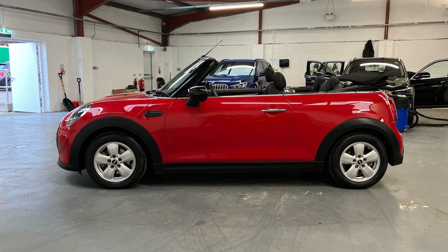 Used MINI Convertible 2022 for sale - 76946743: Photo 69