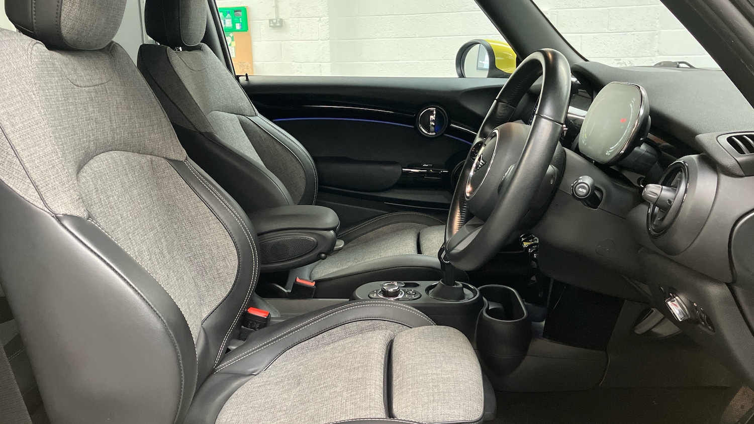 Used MINI Hatch 2022 for sale - 77460213: Photo 11