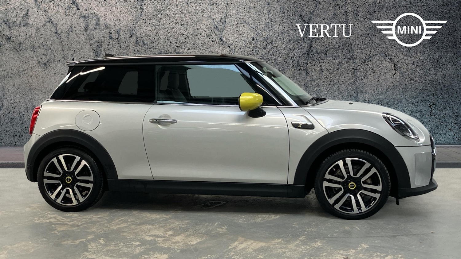 Used MINI Hatch 2022 for sale - 77460213: Photo 3