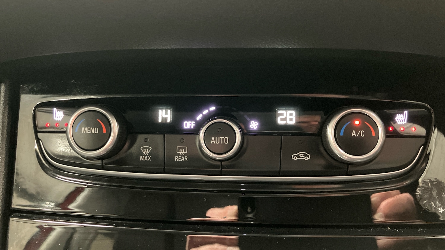 Used Vauxhall Grandland X 2019 for sale - 76153219: Photo 47