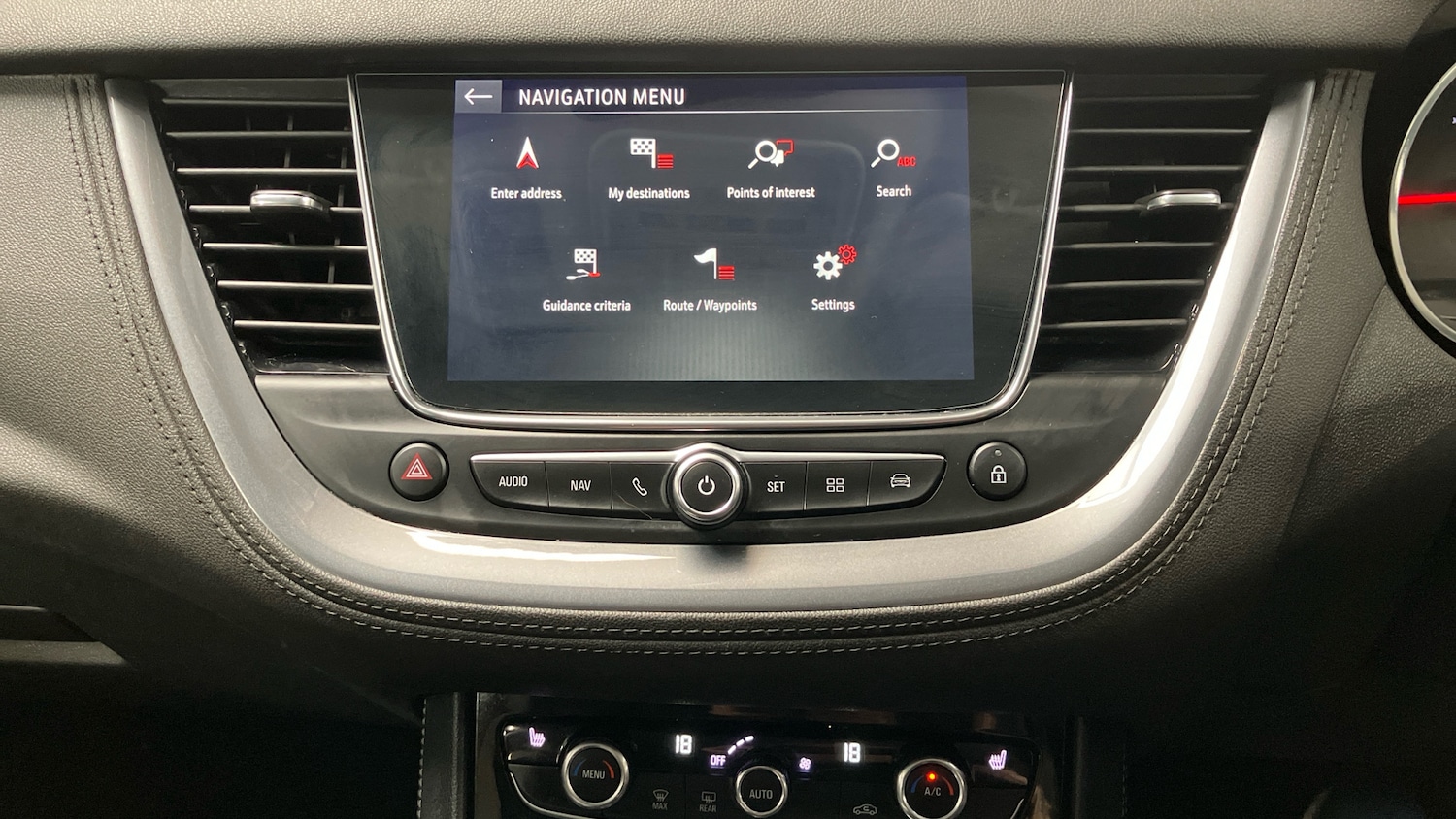 Used Vauxhall Grandland X 2019 for sale - 76153219: Photo 8