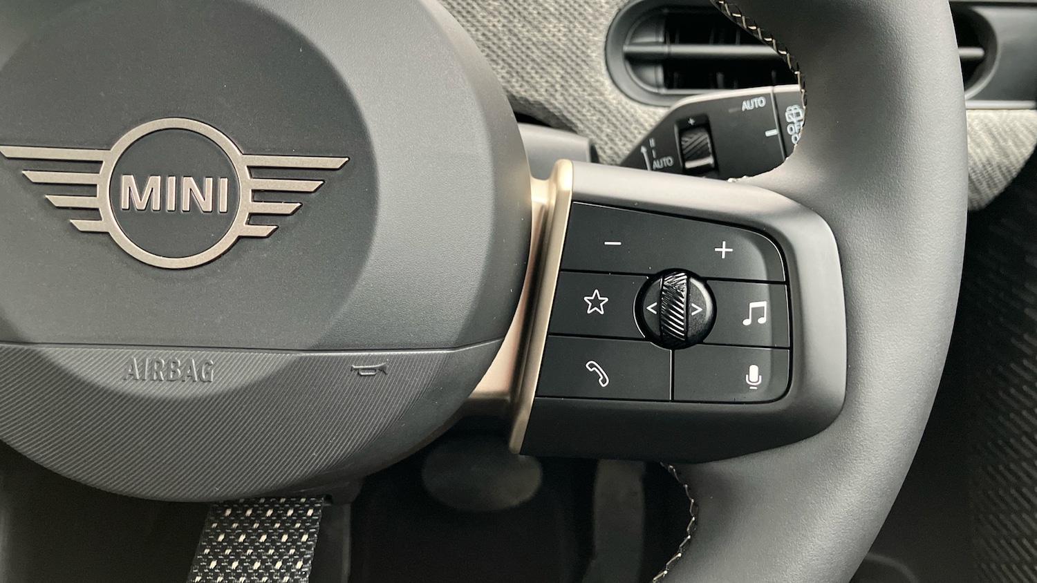 Used MINI Hatch 2024 for sale - 77779050: Photo 18