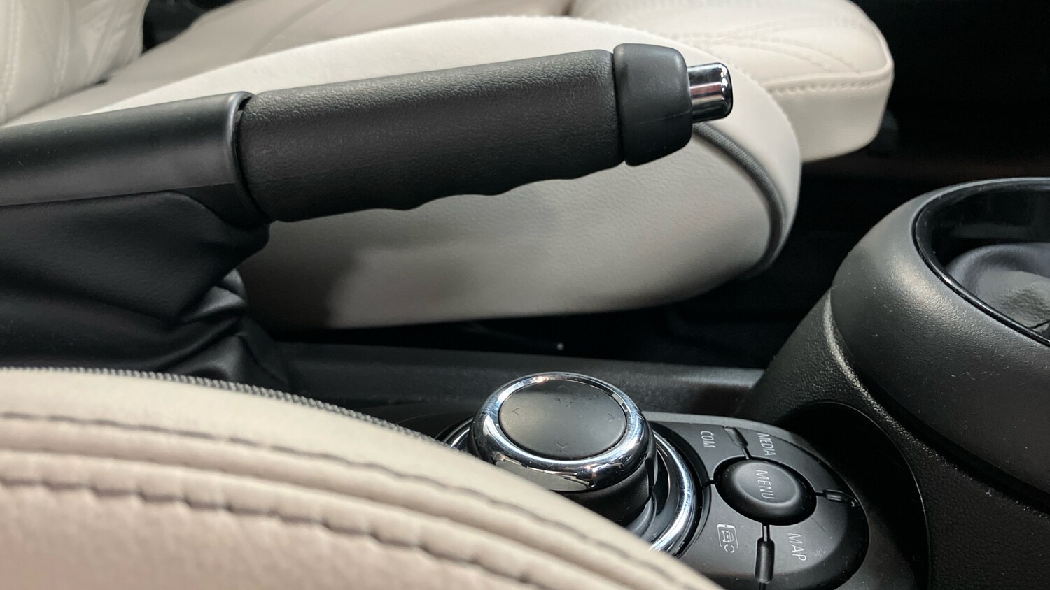 Used MINI Hatch 2022 for sale - 78190109: Photo 19