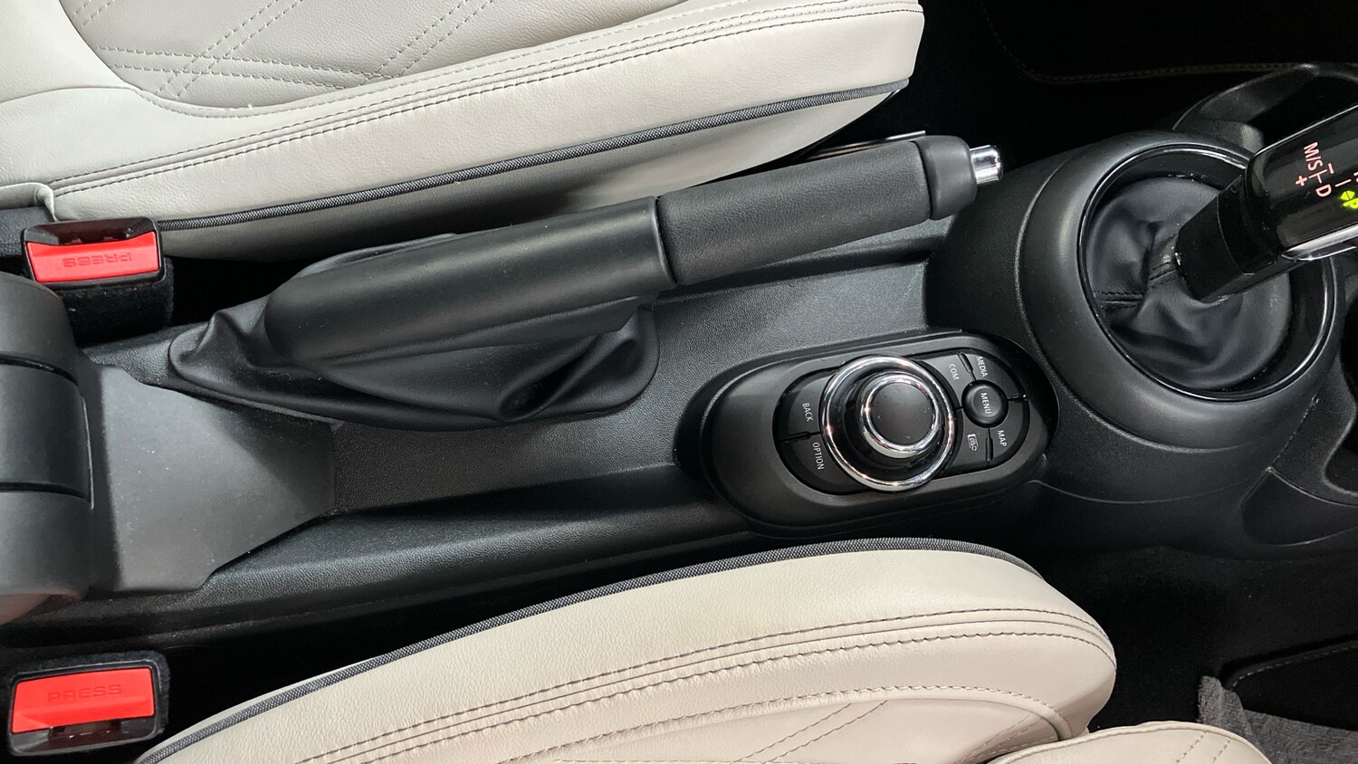 Used MINI Hatch 2022 for sale - 78190109: Photo 62