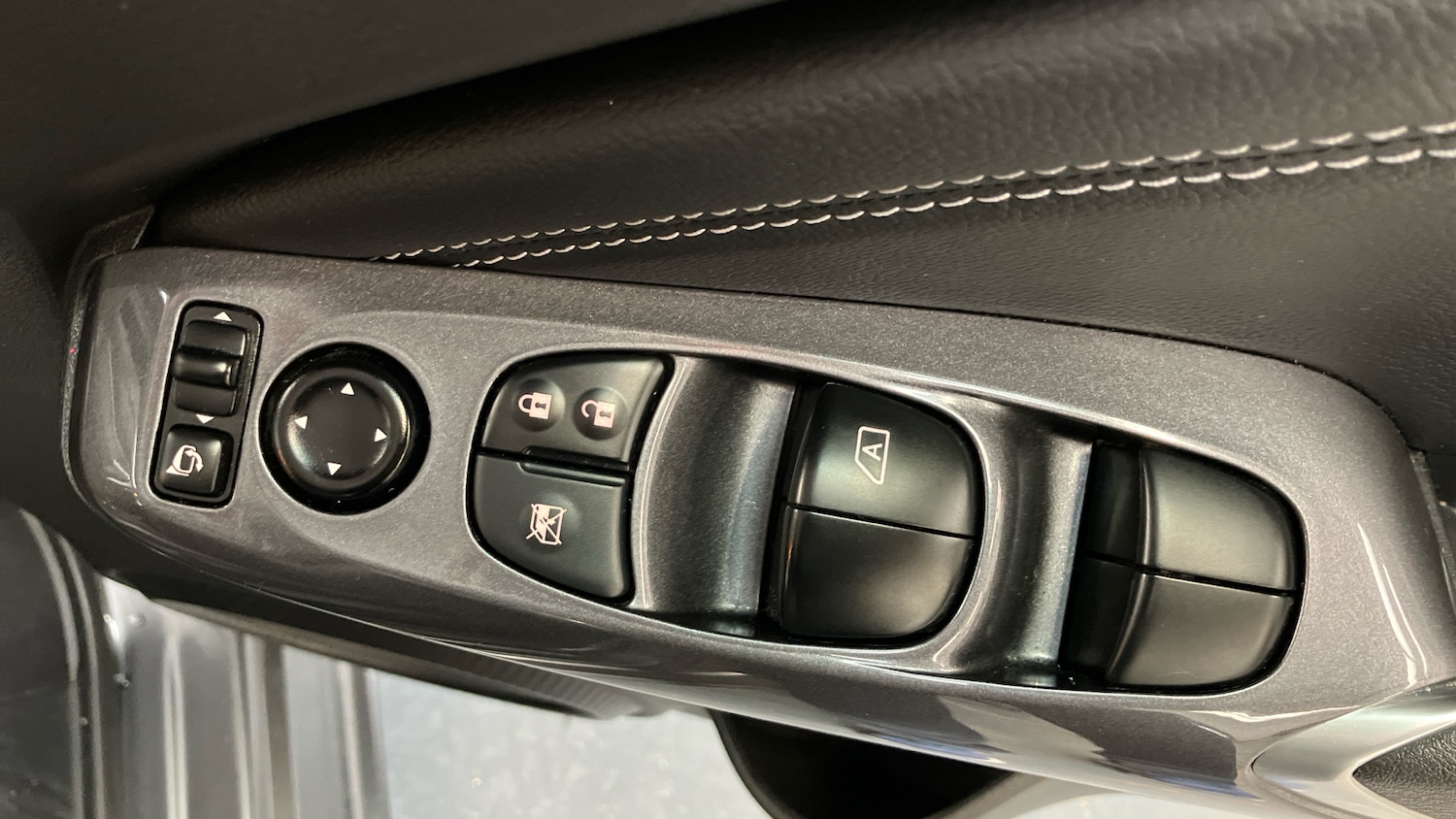 Used Nissan Juke 2023 for sale - 76960652: Photo 44